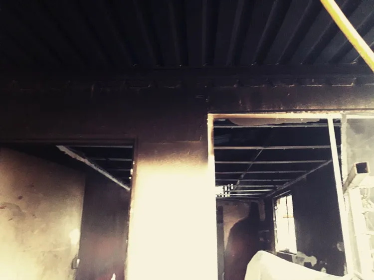 Apoyan a familia
que perdió su casa