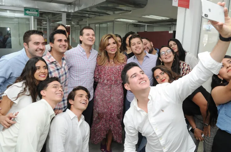 Pone en marcha Gobernadora moderno portal para trámites de becas