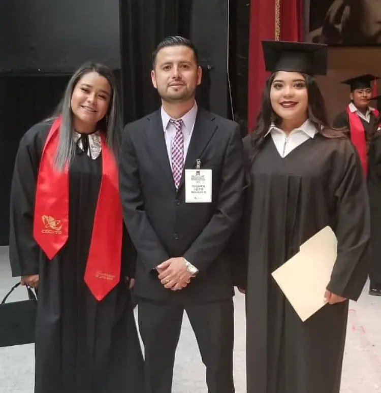 Gradúan alumnos de Cecyte II