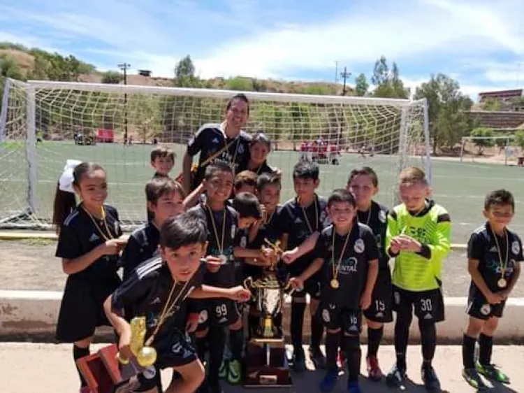 Campeones de la categoría "Zapeta"