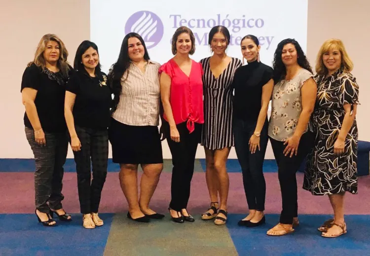 Reconocen trabajo a favor de las mujeres