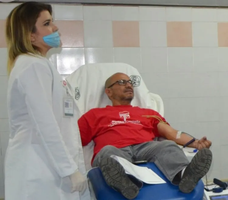Cumplen donadores voluntarios programa