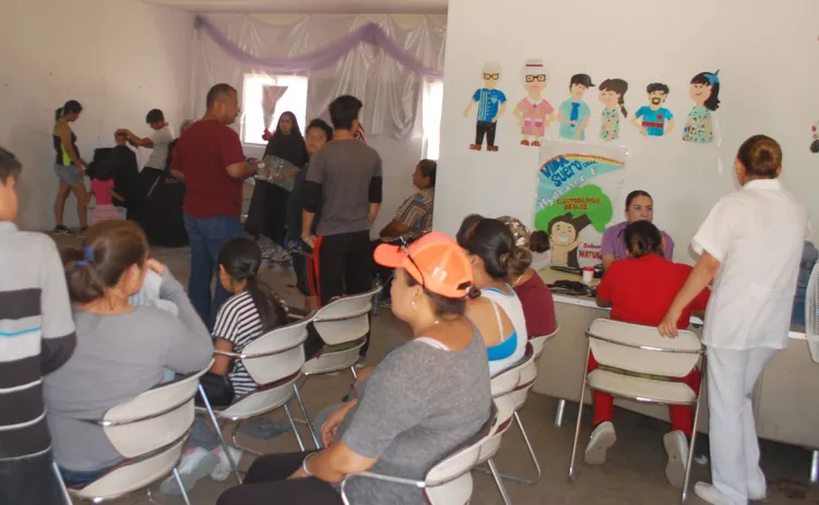 Llevan apoyo a niños de La Mesa