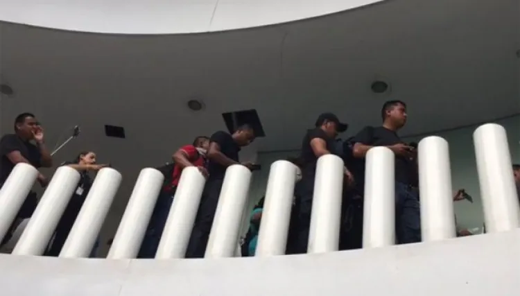 Policías federales desconocen a representantes