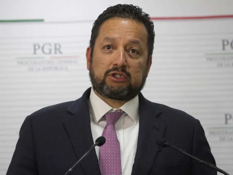 Niegan amparo al extitular de la SEIDO