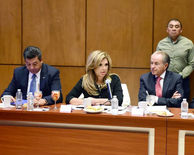 Plantea Gobernadora nuevo lineamiento