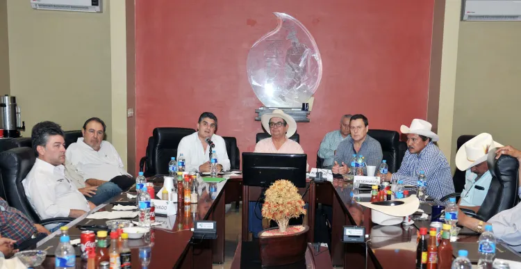 Privilegian obras de distribución de agua