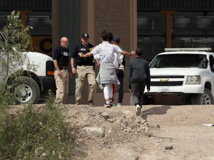 Bloquea Trump solicitudes de asilo de centroamericanos