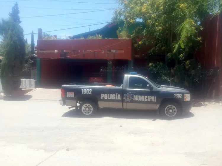 Despojan a empleada de dinero