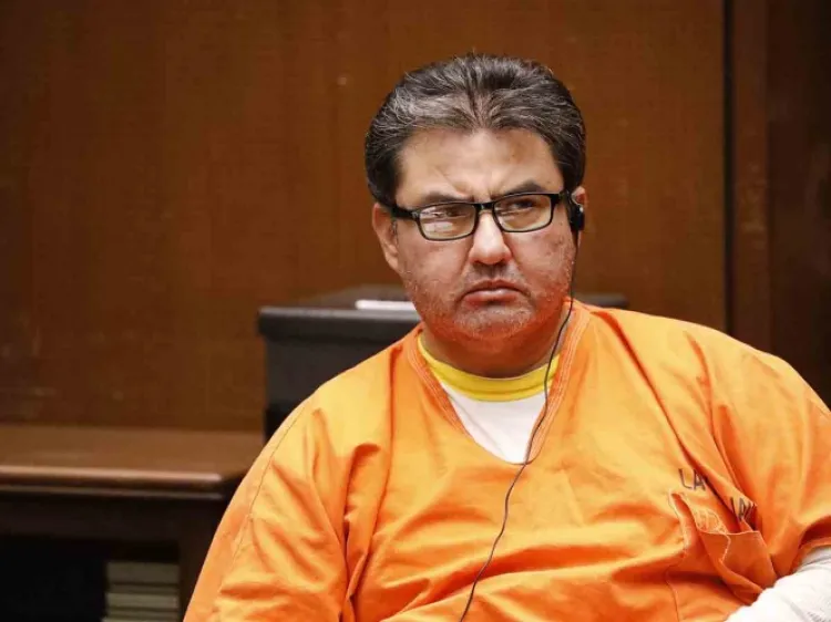 Hallan video sexual de Naasón Joaquín con niño; le niegan fianza