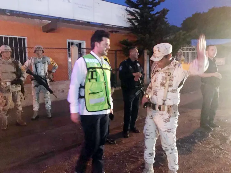 Auxilia Alcalde a afectados