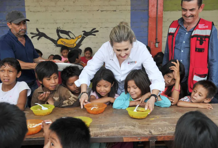 Atiende Gobierno del Estado a niños