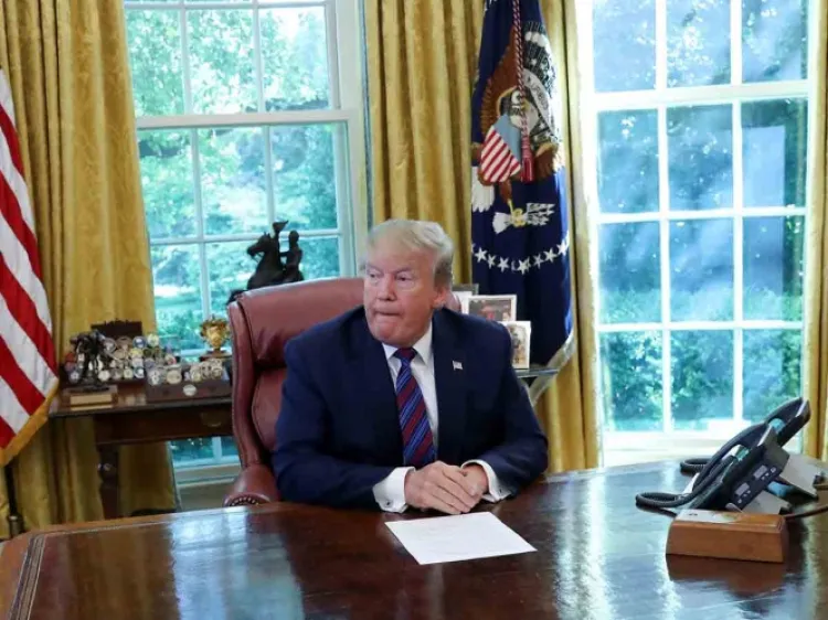 Corte Suprema autoriza a Trump 2 mil 500 mdd para el muro