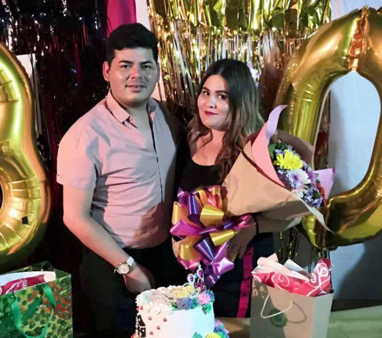 Hermanos celebran cumpleaños