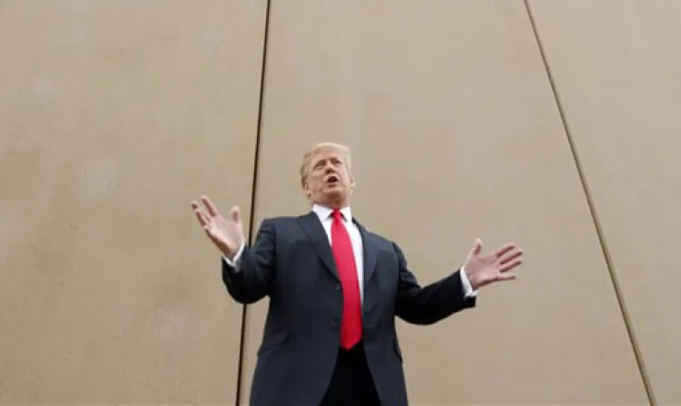 Descongela Corte recursos para el muro