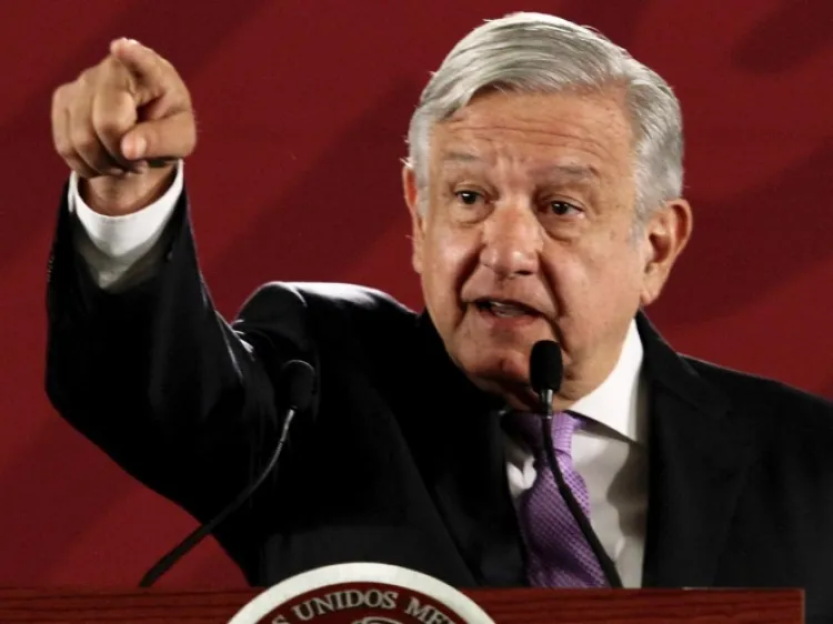 Se mantiene Coneval, pero con plan de austeridad