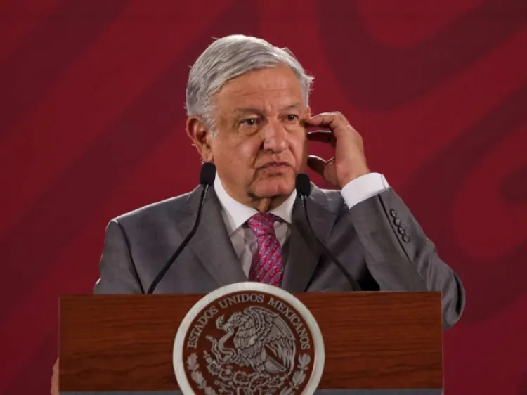 'Apretar' más en austeridad, pide López Obrador a gabinete
