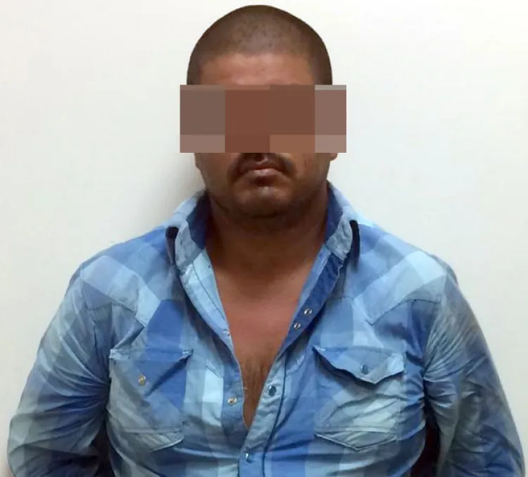 Detienen a sujeto con vehículo robado y droga