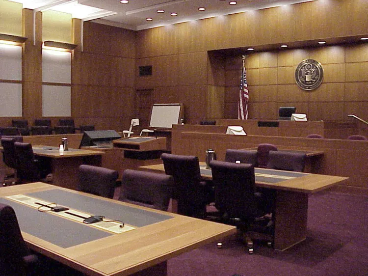 Detienen adolescente con una libra de heroína