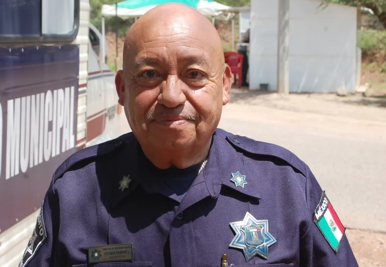 Llaman a sacar el revisado vehicular