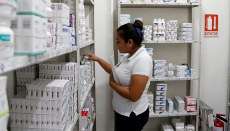 Analizan deducir ISR en compra de medicamentos con receta