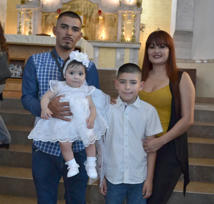 Alika recibe primer sacramento