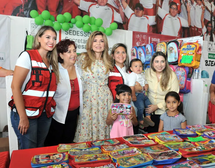 Apoyan a familias con Bazar Escolar