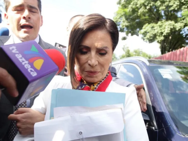 Rosario Robles arriba al Reclusorio Sur para audiencia