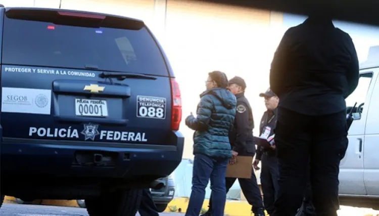 Ingresan a Rosario Robles a penal de Santa Martha Acatitla