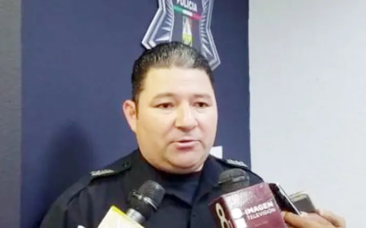 Entregará Alcalde más patrullas