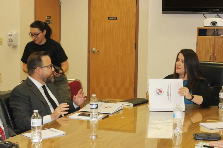 Intercambian programas para la  reinserción social