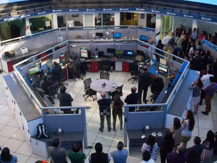 Inicia la Bolsa Mexicana la sesión con ganancia de 0.38%