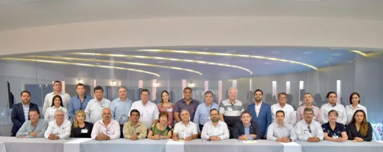 Invita a unir esfuerzo por la prevención