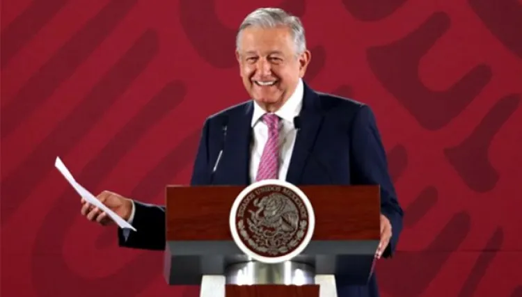 Piden a AMLO comprobar que el pueblo está feliz