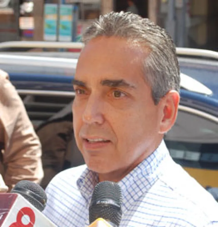 Ratifica Tesorero patrimonio local