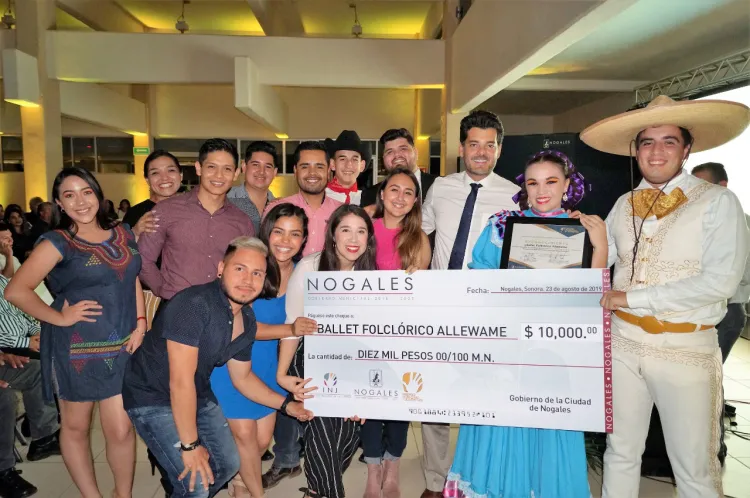 Reconoce Alcalde a juventud nogalense