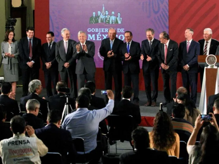 Van Gobierno y empresarios por energía eléctrica barata