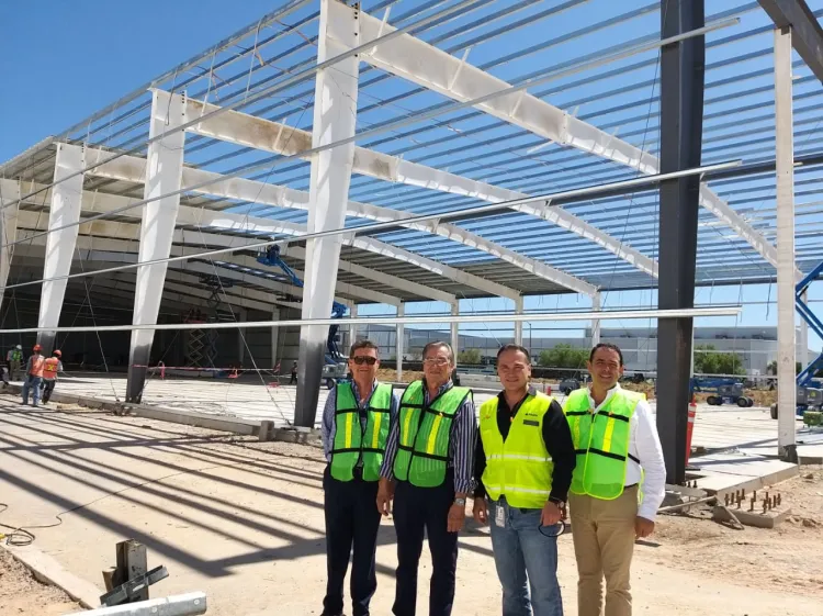 Constatan ampliación de empresa