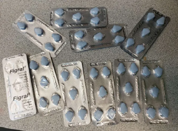 Llevaba 450 pastillas de medicamento controlado