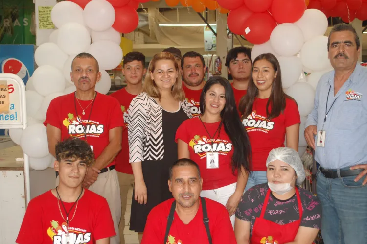 Super Mercado Rojas festeja su 16avo aniversario con sus clientes
