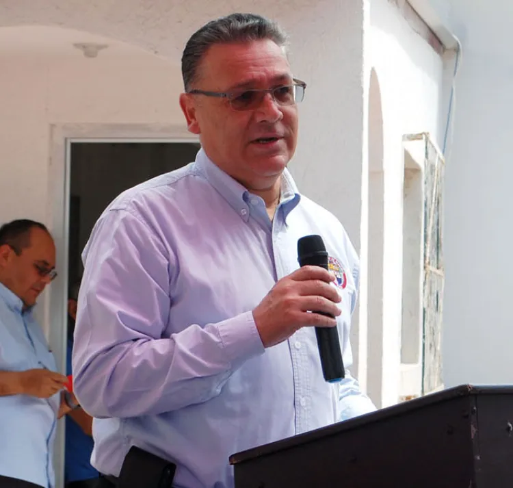 Fortalece relación con UNISON