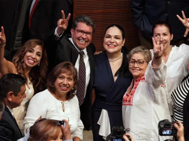Mónica Fernández es elegida presidenta del Senado