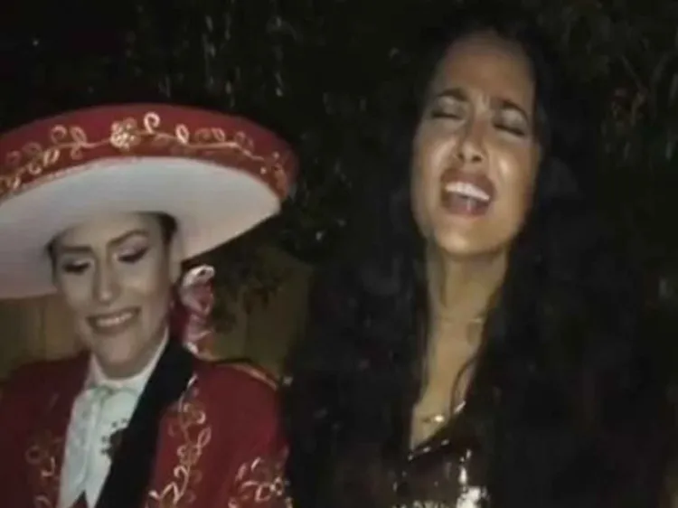 Salma Hayek celebra su cumpleaños con mariachi y tequila
