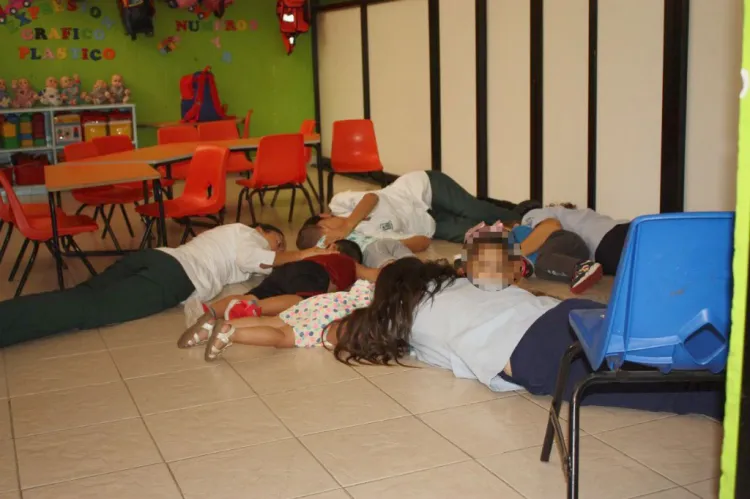 Realizan simulacro en guardería