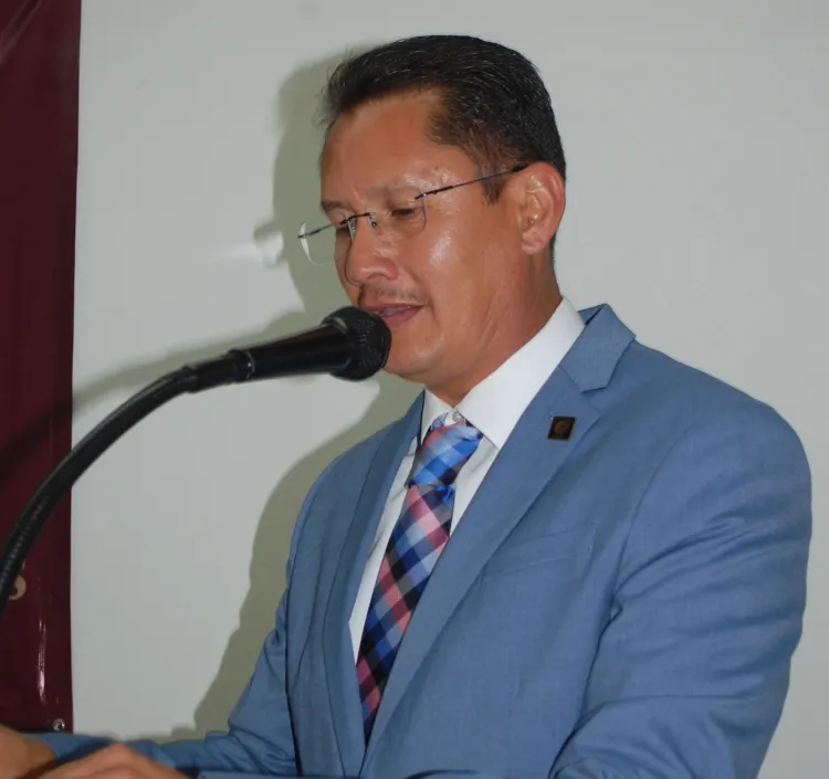 Rinde Director de Cecati 118 informe