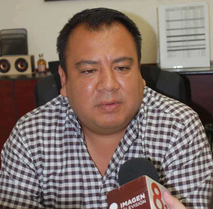 Exhortan a contribuyentes cumplir con obligaciones