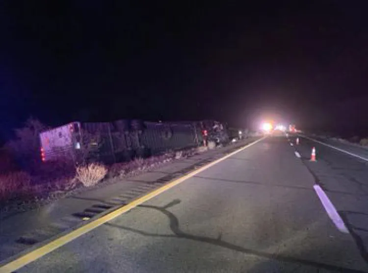 Vuelca viento seis tractocamiones