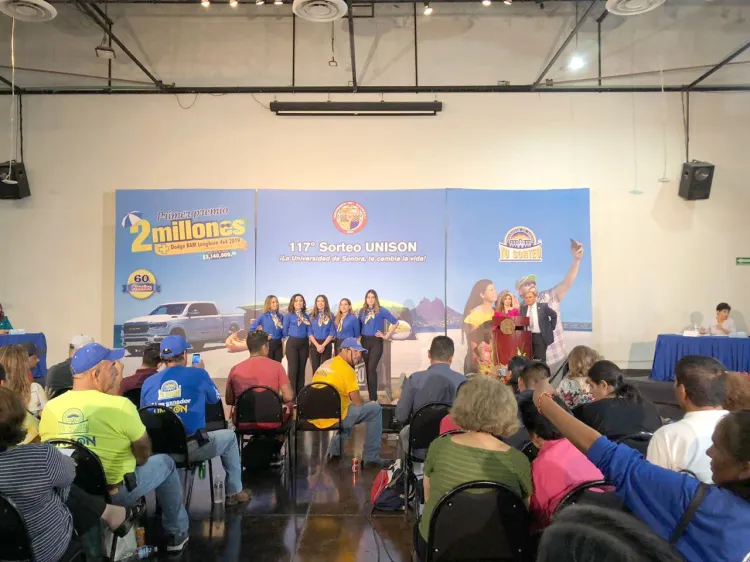 Realiza UNISON Magno Sorteo