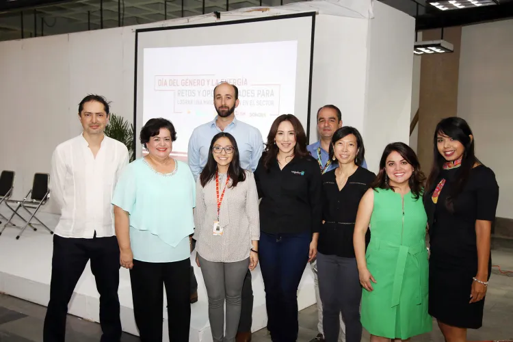 Celebran foro de Género y Energía
