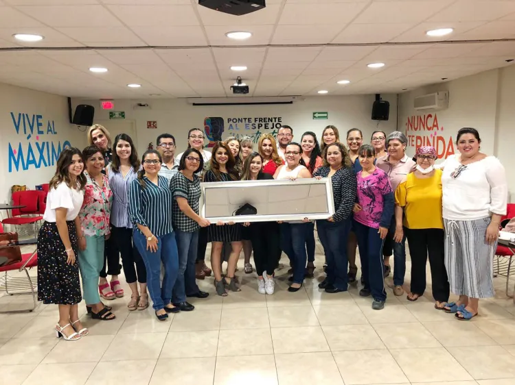 Es “Ponte frente al Espejo” programa único en México